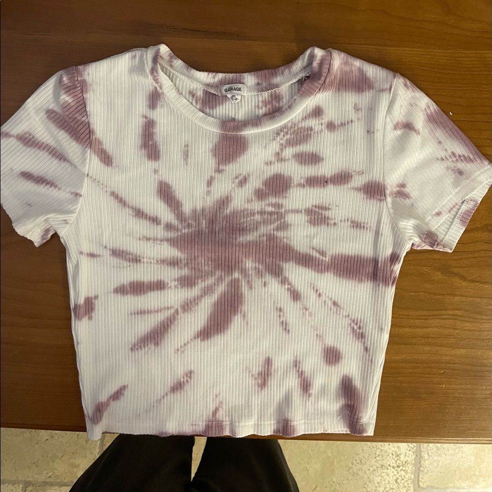 Cropped tee